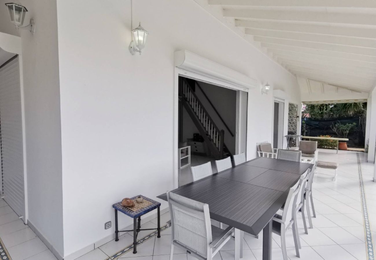 Villa à Sainte-Anne - Villa Sainte anne Ref G169A 5ch vue piscine plage