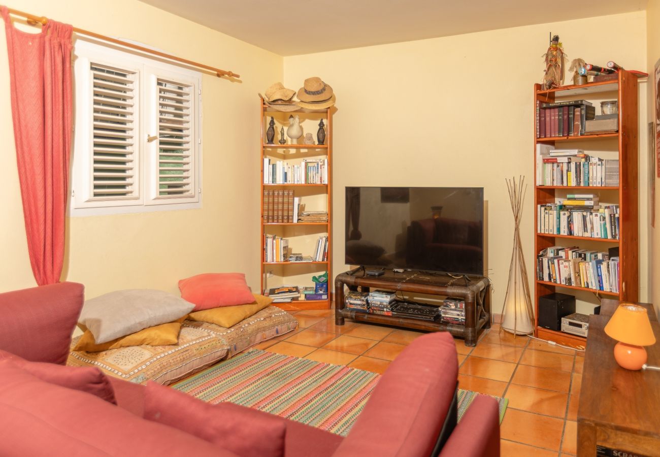 Villa à Le Diamant - Villa au Diamant Ref M133 5 ch jardin face mer