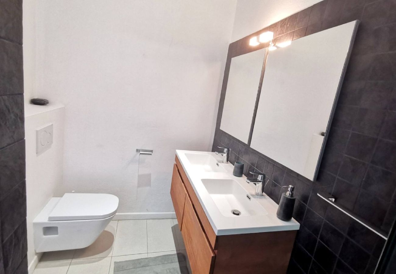 Villa à Les Anses-d´Arlet - Villa de standing au Diamant Ref M160 4 chambres v