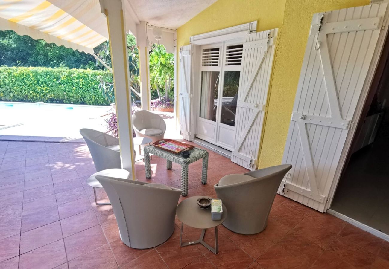 Villa à Saint-François - Villa ref G050 à Saint François 3 ch piscine