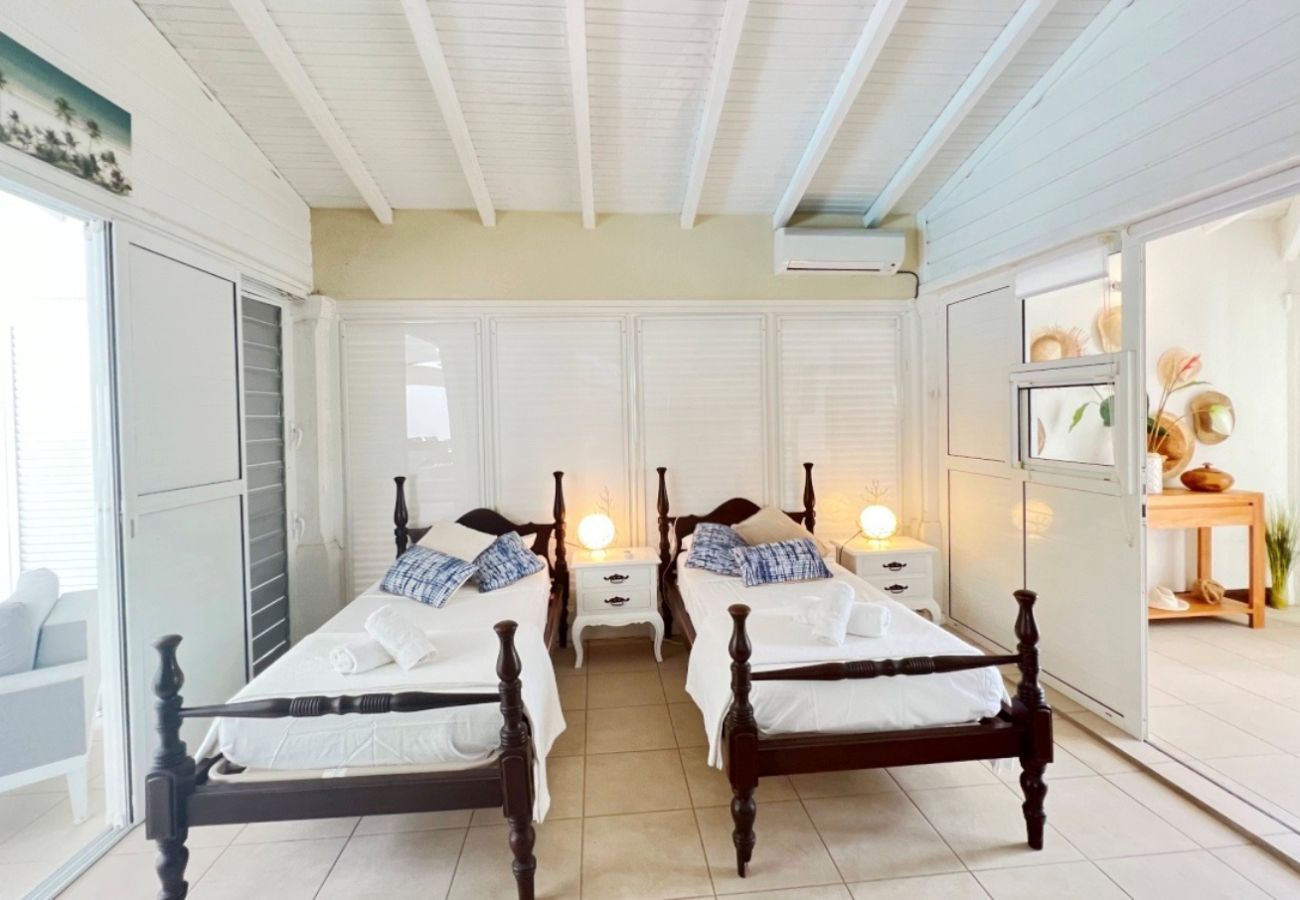 Villa à Saint-François - Villa à Saint François Ref G242 5 chambres + mezza