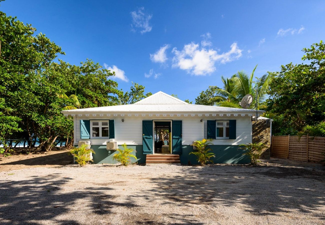 Villa à Le Diamant - Villa au Diamant ref M127 avec piscine directement