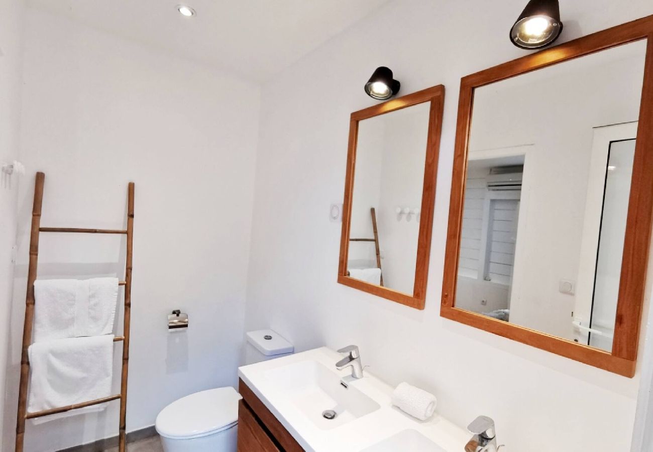 Villa à Le Diamant - Villa au Diamant ref M127 avec piscine directement