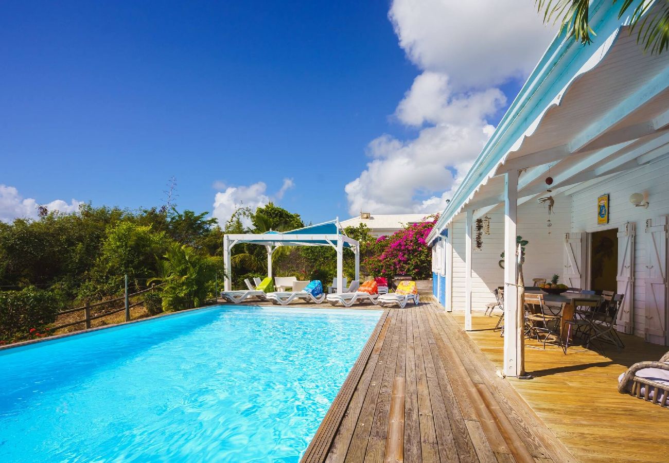 Villa à Sainte-Anne - Villa à Sainte Anne Ref G222 avec 6 chambres, pisc