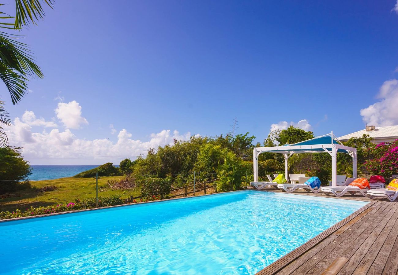 Villa à Sainte-Anne - Villa à Sainte Anne Ref G222 avec 6 chambres, pisc
