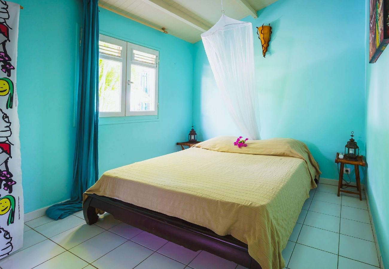 Villa à Sainte-Anne - Villa à Sainte Anne Ref G222 avec 6 chambres, pisc