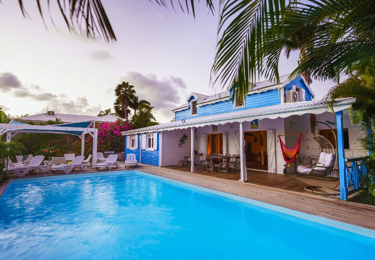 Villa à Sainte-Anne - Villa à Sainte Anne Ref G222 avec 6 chambres, pisc