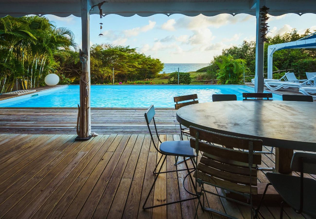 Villa à Sainte-Anne - Villa à Sainte Anne Ref G222 avec 6 chambres, pisc