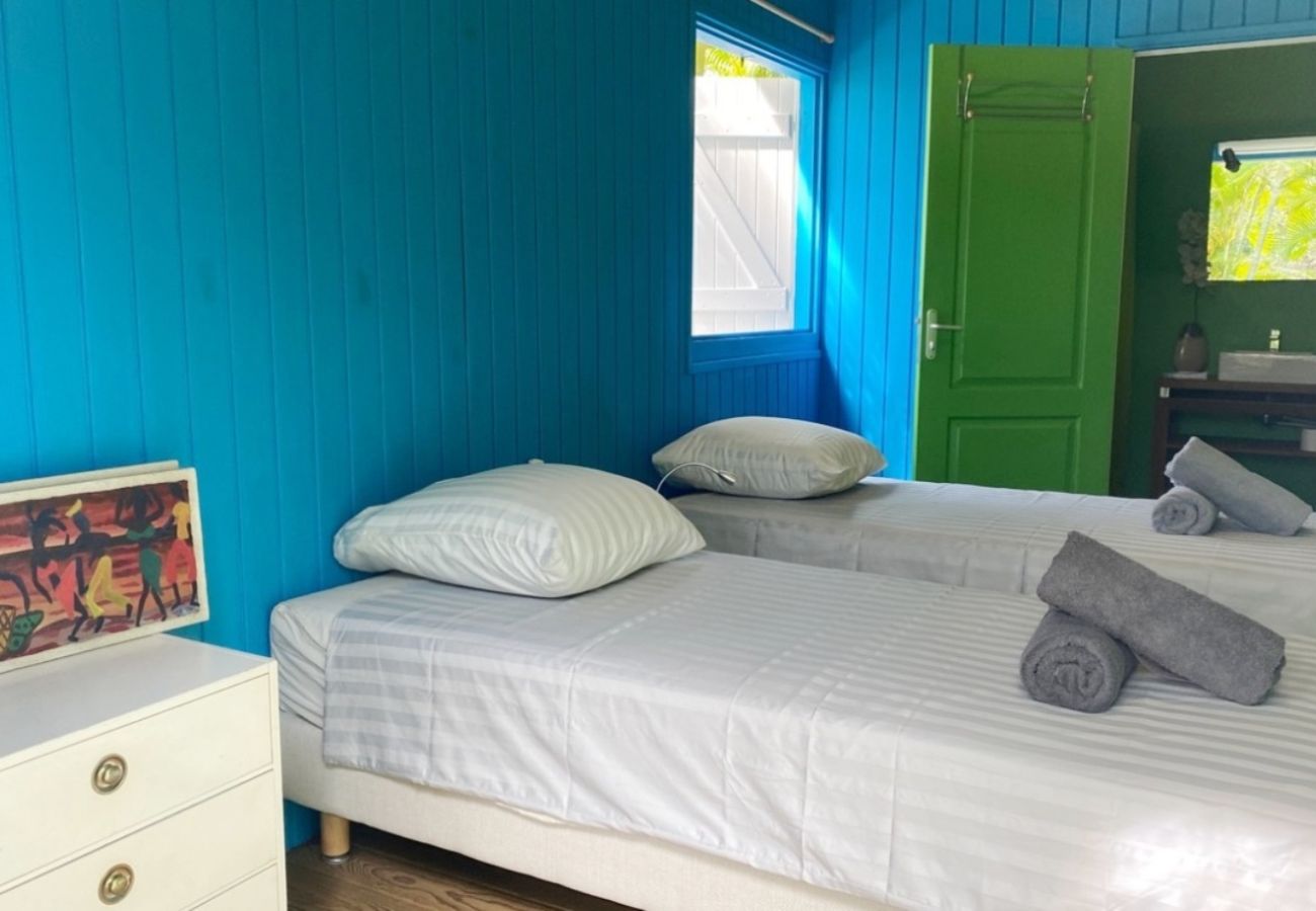 Villa à Sainte-Anne - Villa à Sainte Anne Ref G222 avec 6 chambres, pisc