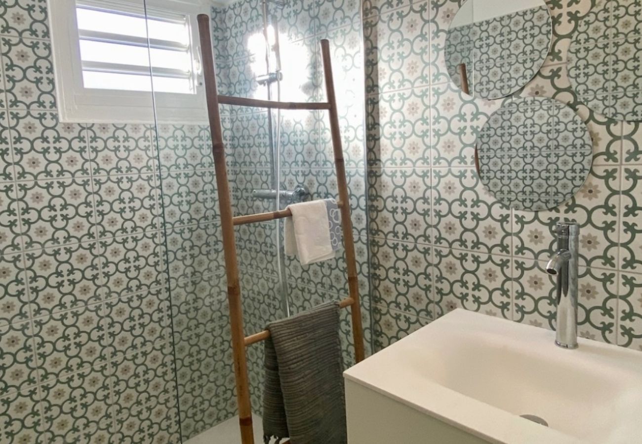 Villa à Sainte-Anne - Villa à Sainte Anne Ref G222 avec 6 chambres, pisc