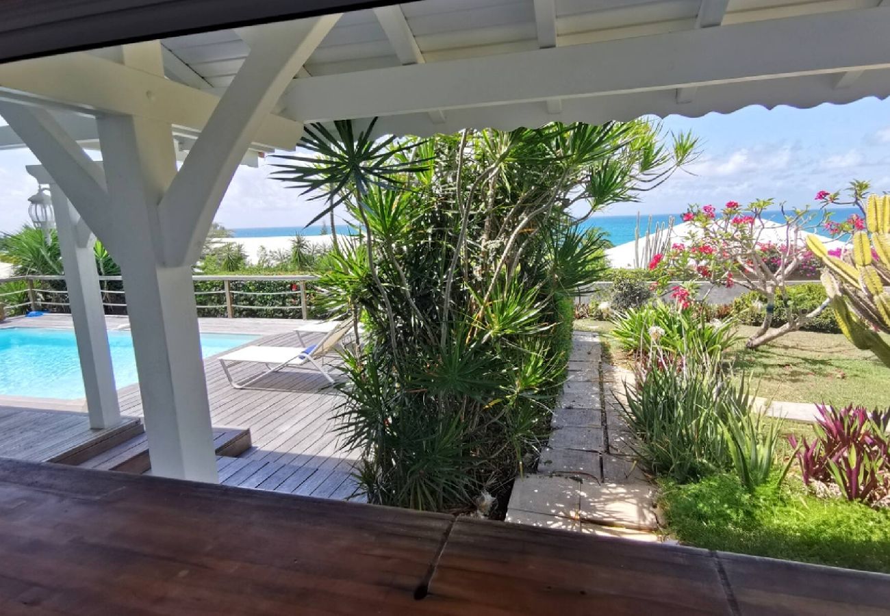 Villa à Sainte-Anne - Villa à Sainte Anne Ref G154A 3 ch piscine vue mer