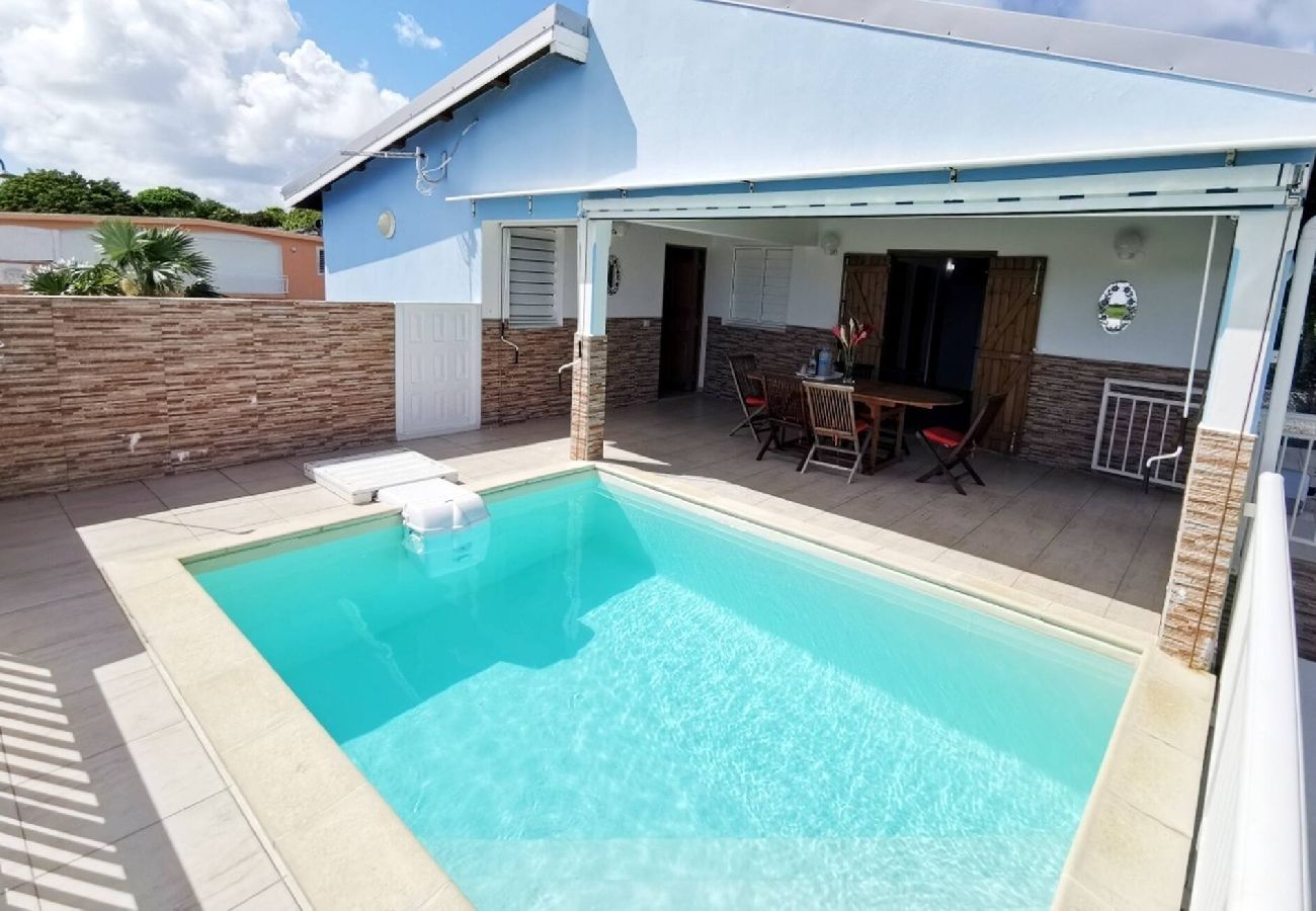 Villa à Saint-François - Villa à St François 3 chambres piscine - G005A