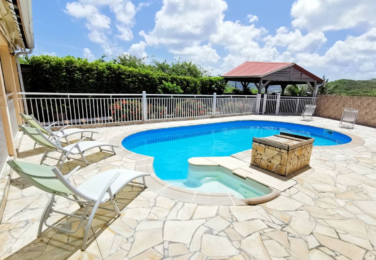 Villa à Sainte-Anne - Villa à Sainte Anne M041C 3 chambres avec piscine