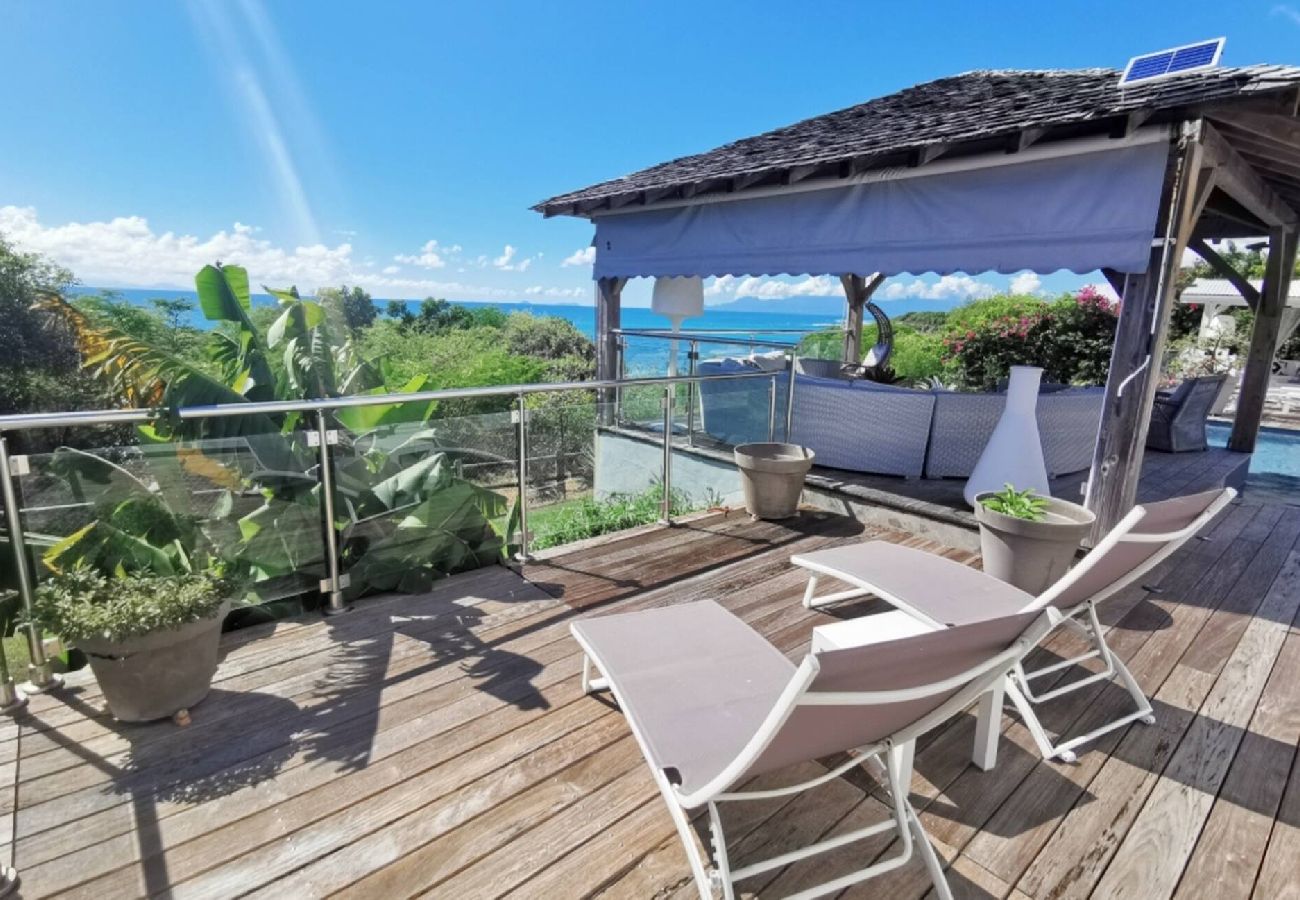 Villa à Sainte-Anne - Villa Sainte Anne Ref G220 - 5 ch vue mer piscine