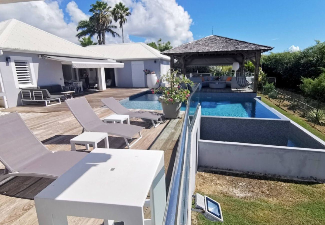 Villa à Sainte-Anne - Villa Sainte Anne Ref G220 - 5 ch vue mer piscine