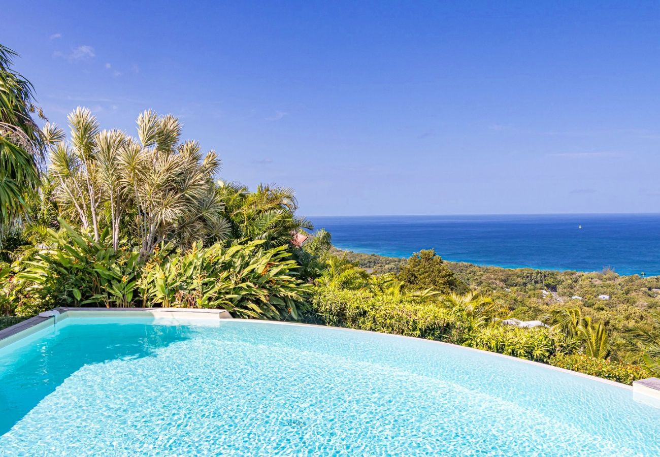 Villa à Deshaies - Villa à Deshaies G166A vue mer 3ch piscine