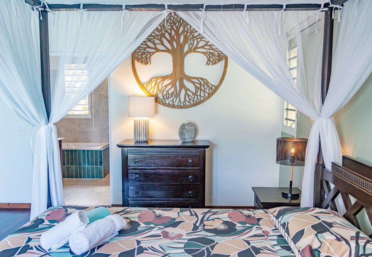 Villa à Deshaies - Villa à Deshaies G166A vue mer 3ch piscine