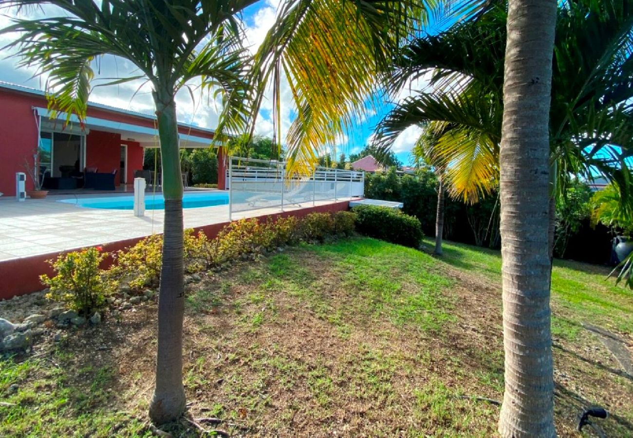 Villa à Sainte-Anne - Villa à Saint François Ref G049A 3 ch piscine