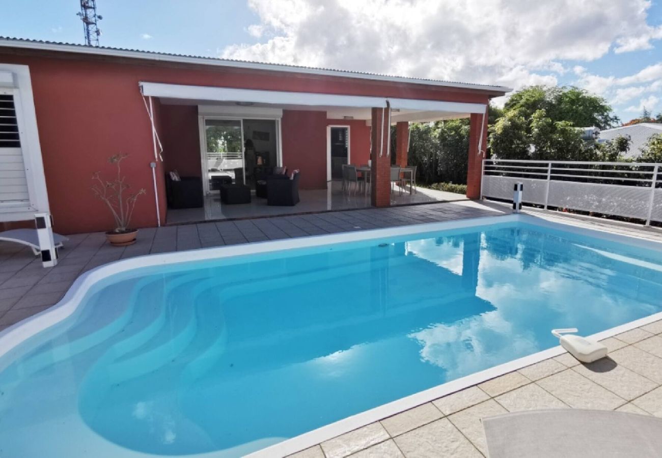 Villa à Sainte-Anne - Villa à Saint François Ref G049A 3 ch piscine