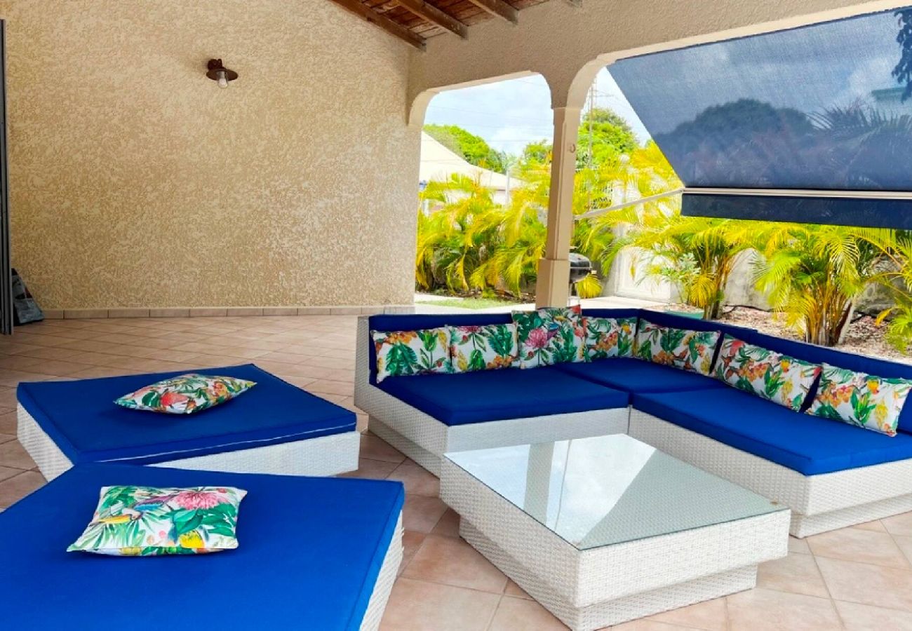 Villa à Sainte-Anne - Villa à Sainte Anne G104 3 ch piscine plage 600m