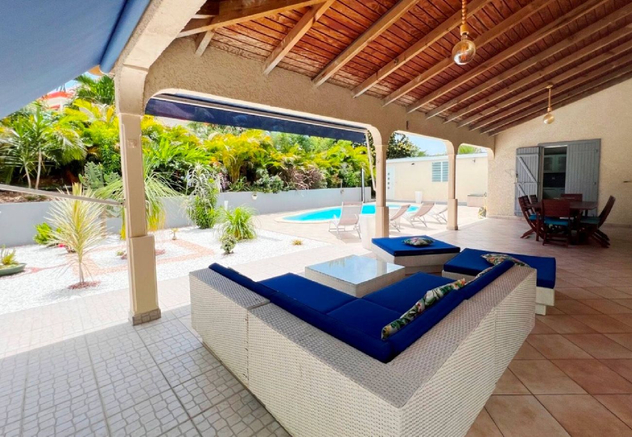 Villa à Sainte-Anne - Villa à Sainte Anne G104 3 ch piscine plage 600m