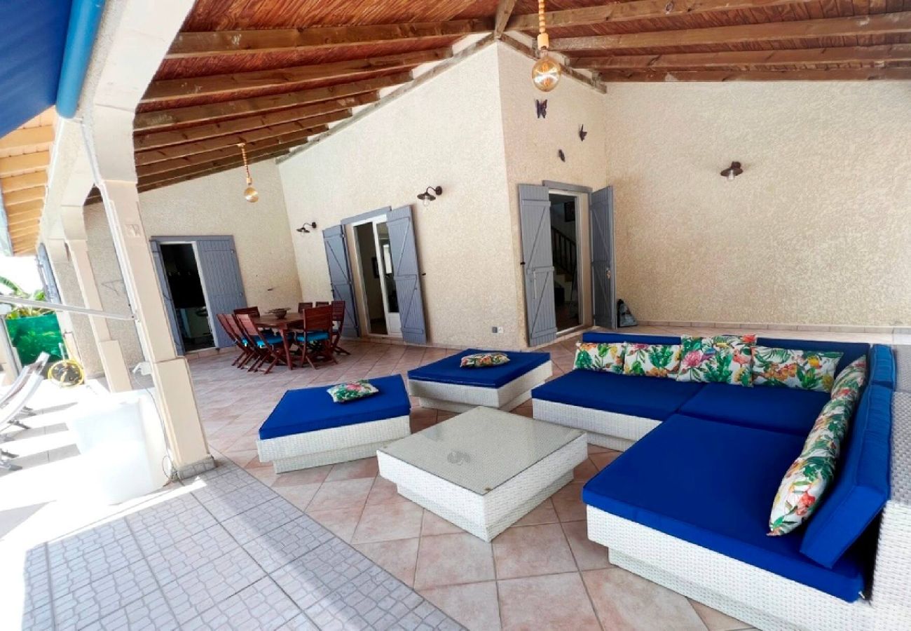 Villa à Sainte-Anne - Villa à Sainte Anne G104 3 ch piscine plage 600m