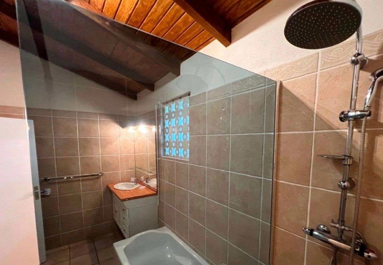 Villa à Sainte-Anne - Villa à Sainte Anne G104 3 ch piscine plage 600m