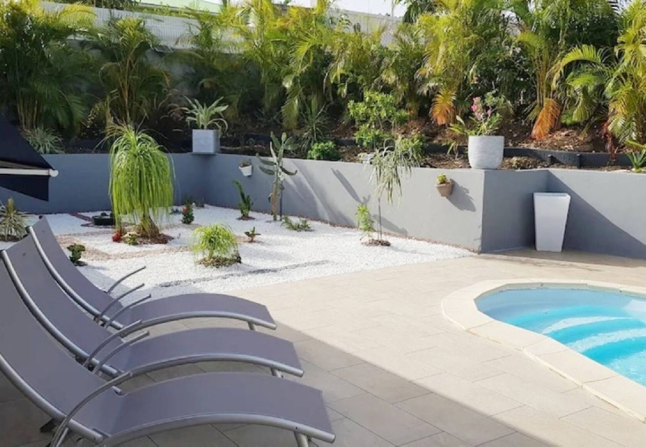 Villa à Sainte-Anne - Villa à Sainte Anne G104 3 ch piscine plage 600m