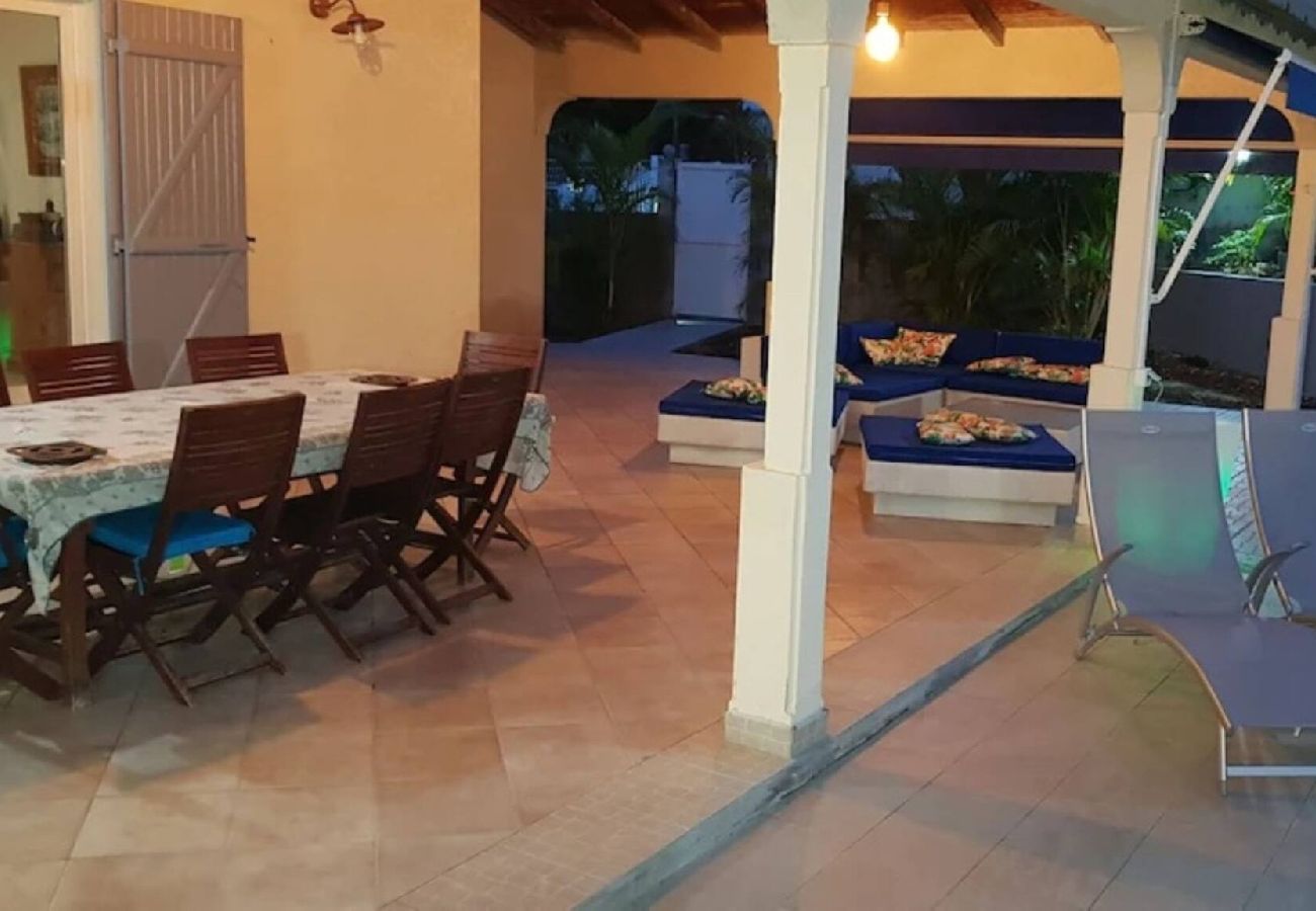 Villa à Sainte-Anne - Villa à Sainte Anne G104 3 ch piscine plage 600m