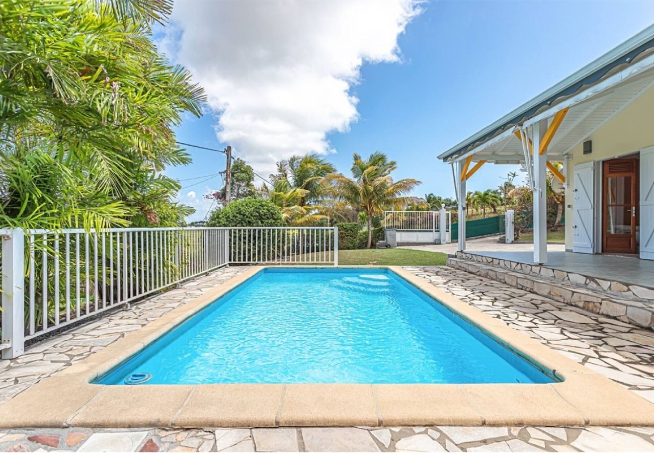 Villa à Saint-François - Villa à Saint François G059B 3 ch piscine privée