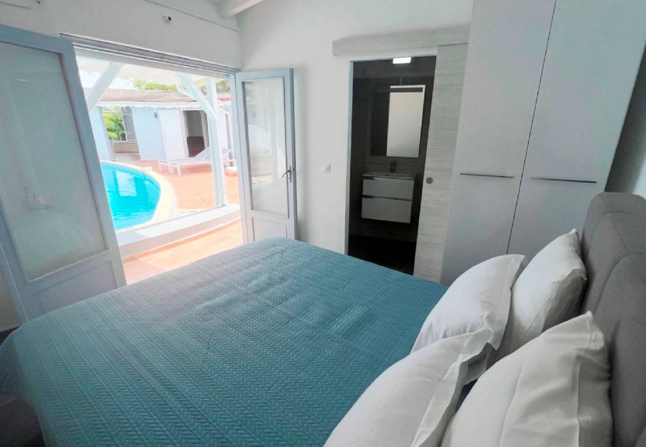 Villa à Le Gosier - Villa à Gosier G101C  - 3 chambres piscine