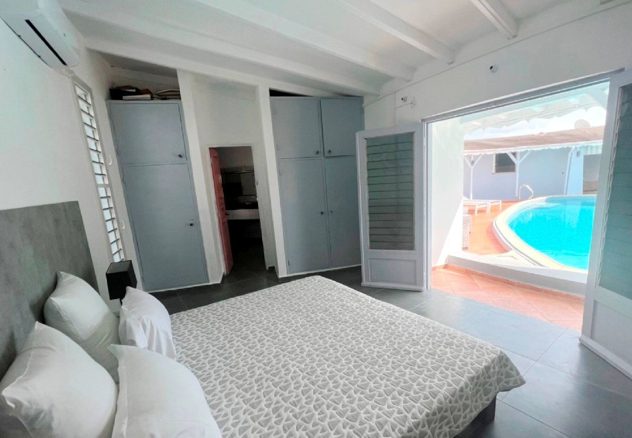 Villa à Le Gosier - Villa à Gosier G101C  - 3 chambres piscine