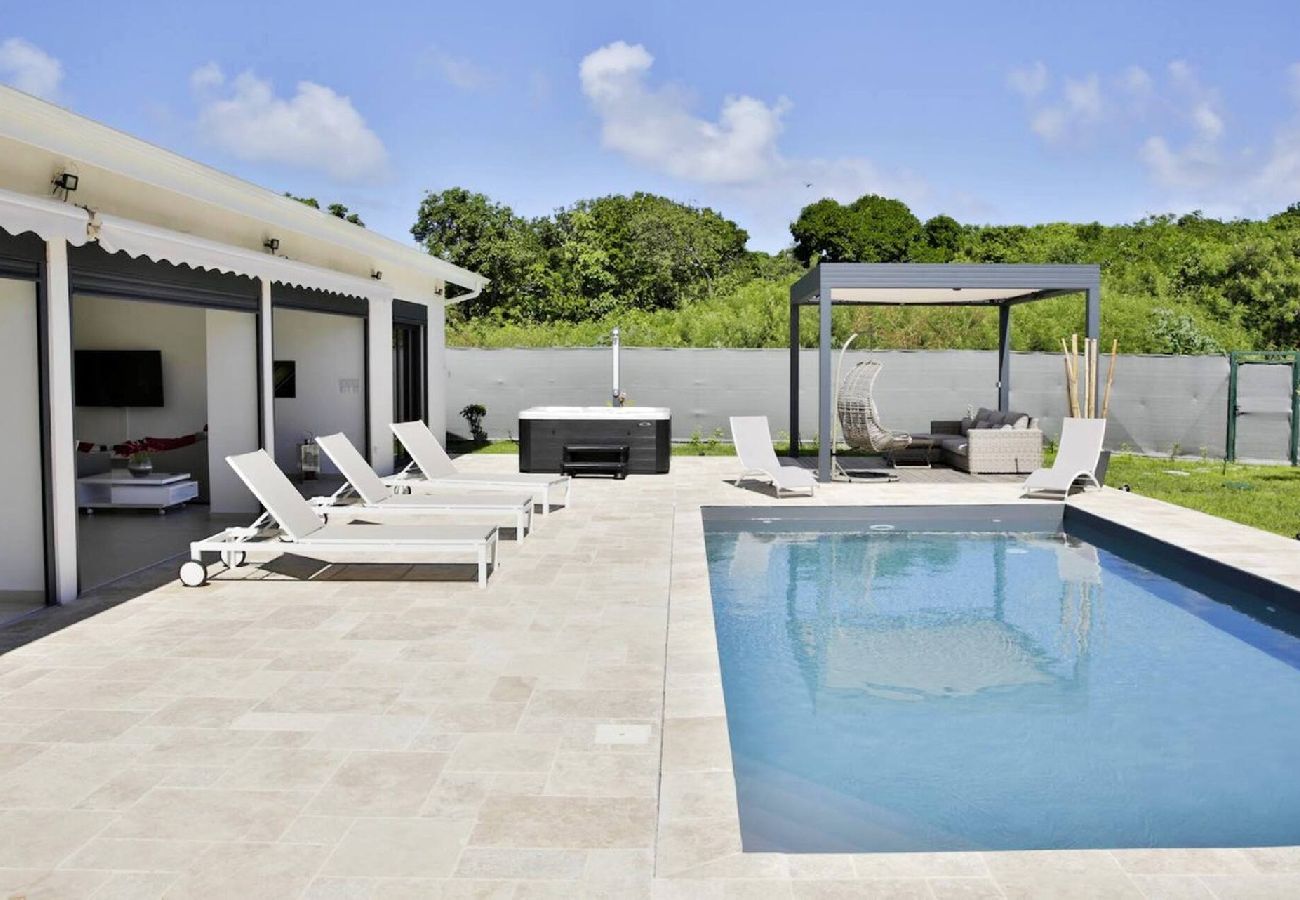 Villa à Saint-François - Villa à St François G163A - 4 chambres piscine