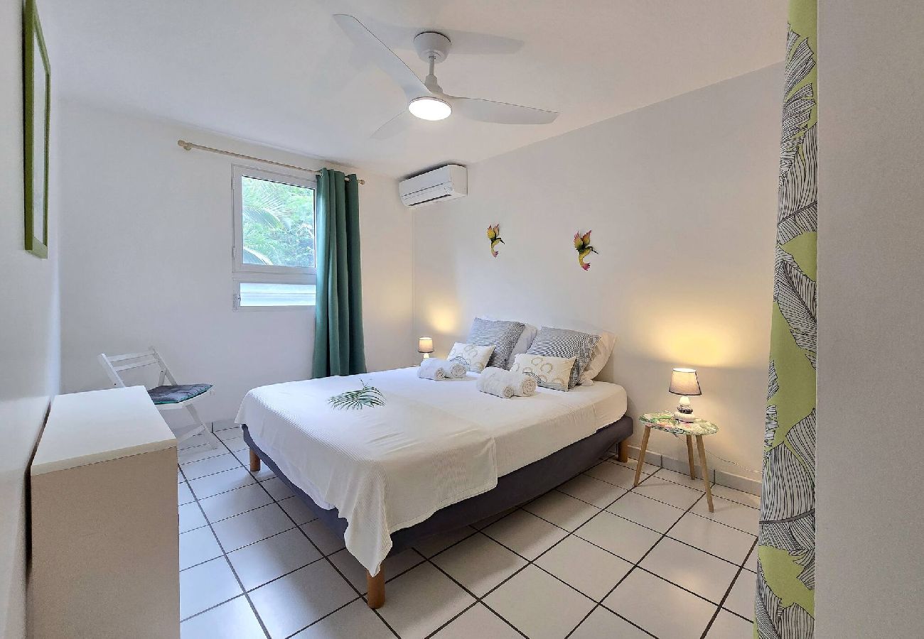 Appartement à Les Trois-Ilets - Appartement Trois Ilets Autentik hm302 2ch vue mer