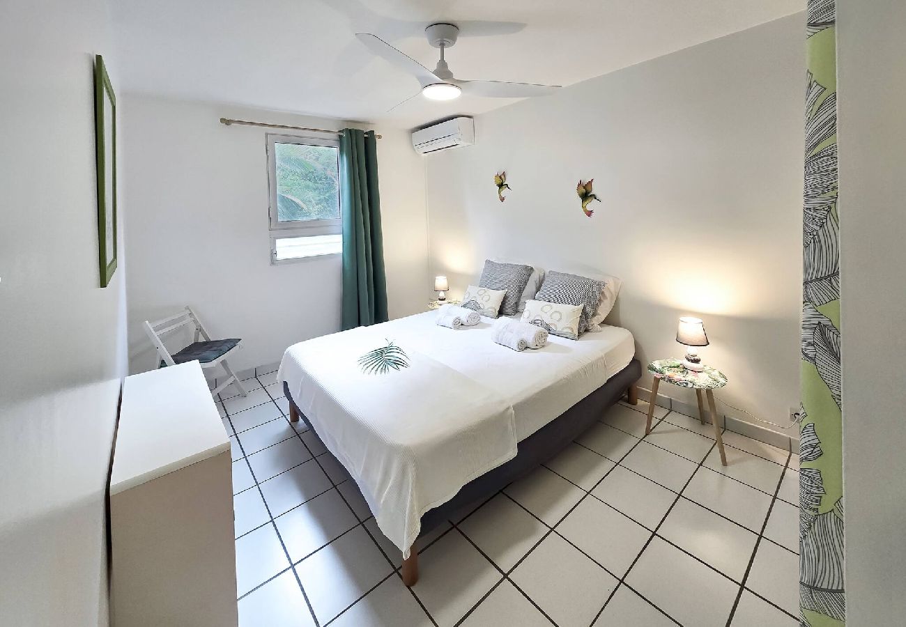 Appartement à Les Trois-Ilets - Appartement Trois Ilets Autentik hm302 2ch vue mer
