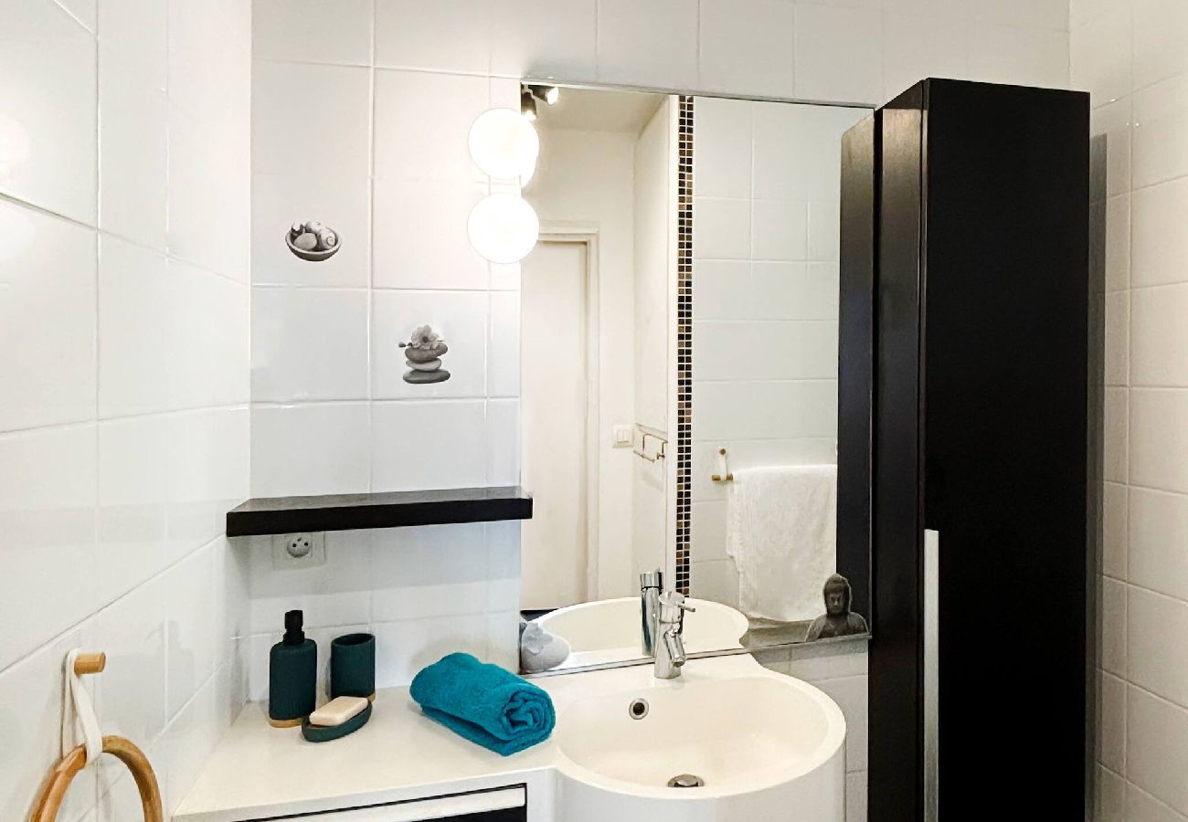Appartement à Les Trois-Ilets - 543091 - T3 Bleu Lagoon, vue mer, plage
