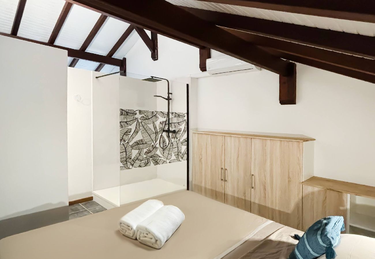 Appartement à Les Trois-Ilets - T5 Le Grand Bleu, vue mer,  plage a 100 mètres