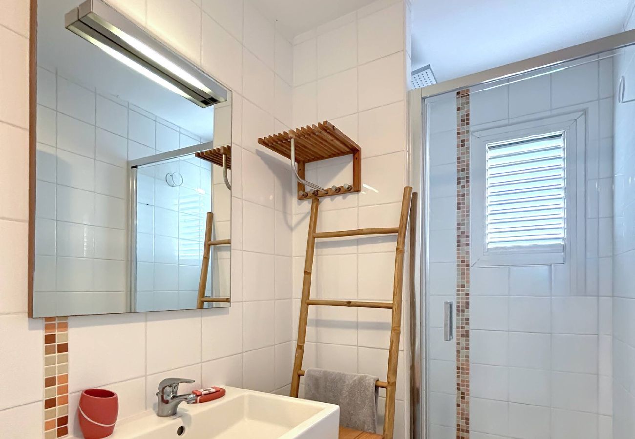 Appartement à Les Trois-Ilets - T5 Le Grand Bleu, vue mer,  plage a 100 mètres