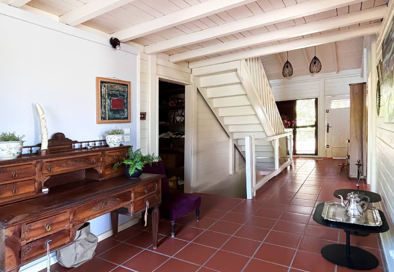 Maison à Les Trois-Ilets - Authentique maison créole Youka, 500m de la plage