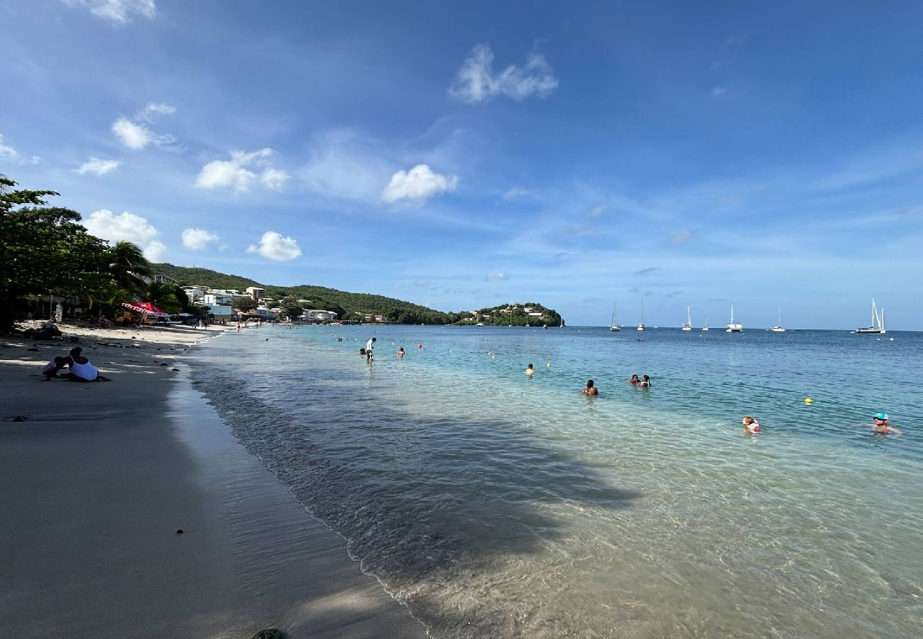 Maison à Les Trois-Ilets - Authentique maison créole Youka, 500m de la plage
