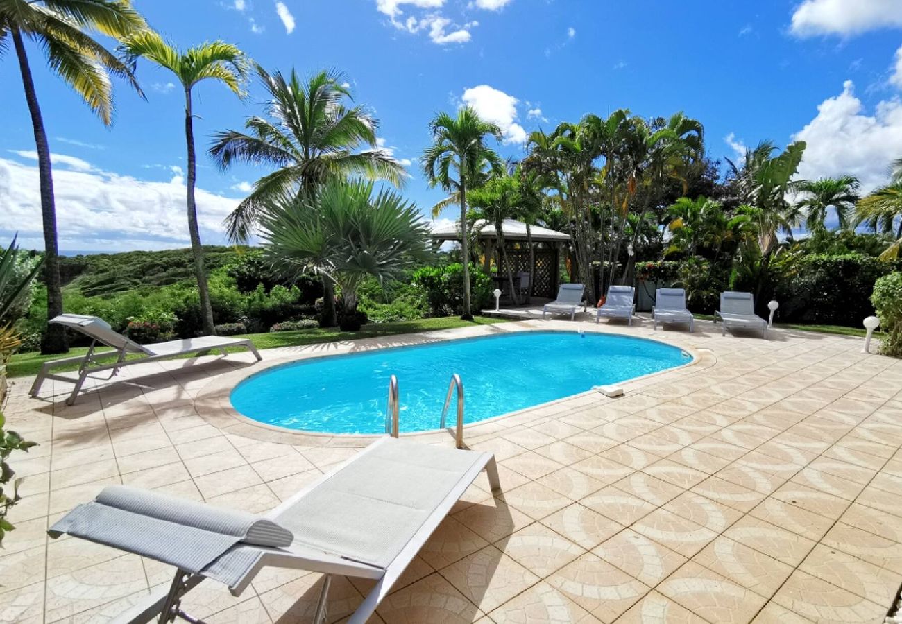 Villa à Sainte-Anne - Villa Sainte anne G169A 5ch vue mer piscine
