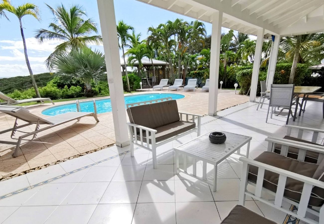 Villa à Sainte-Anne - Villa Sainte anne G169A 5ch vue mer piscine