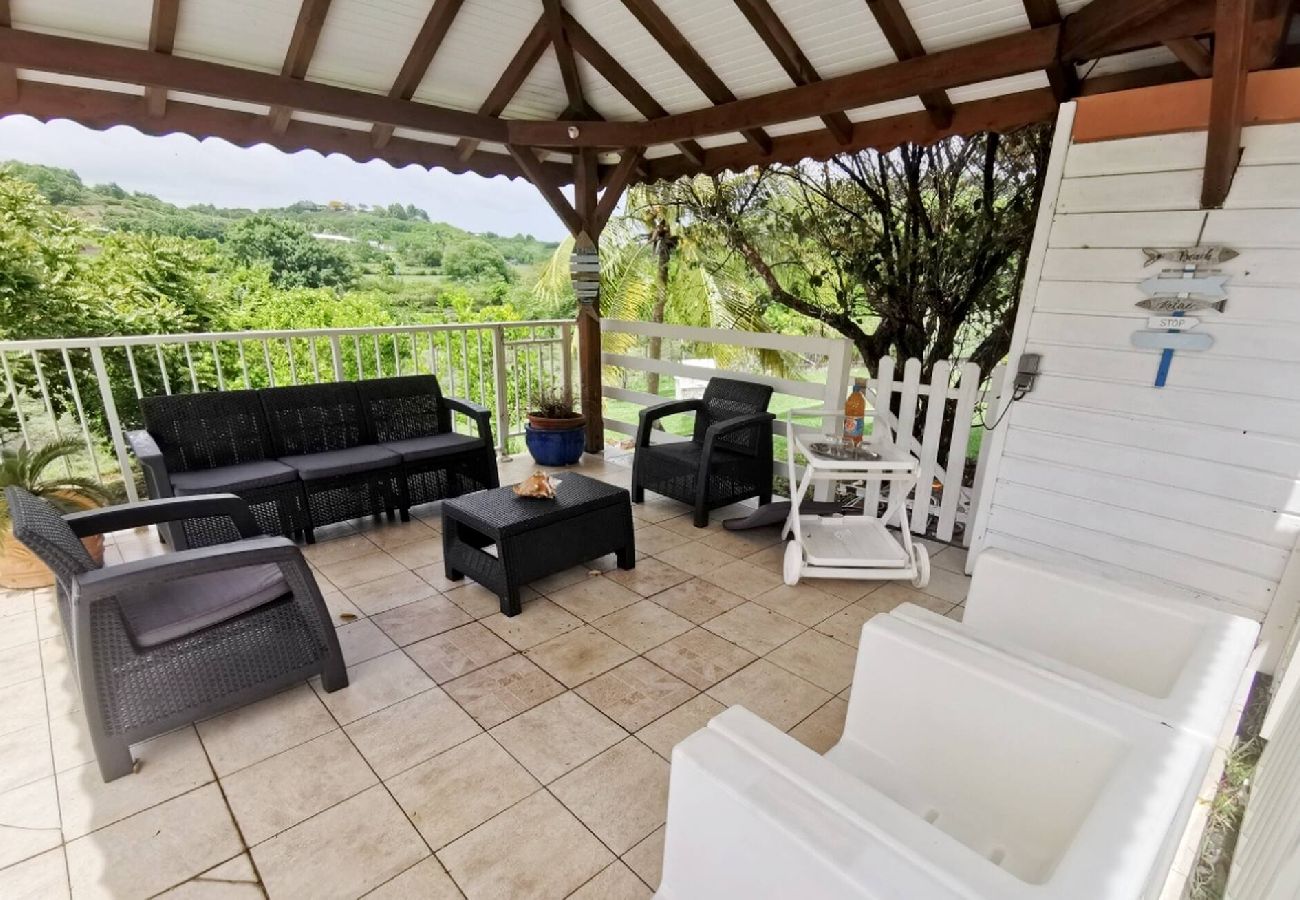 Villa à Sainte-Anne - Villa à Sainte Anne Ref M055 3ch piscine + 2appts