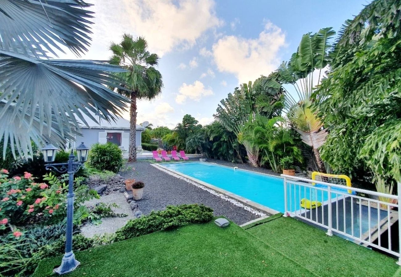 Villa à Saint-François - Villa à Saint François G153 - 3 ch piscine 6 pers