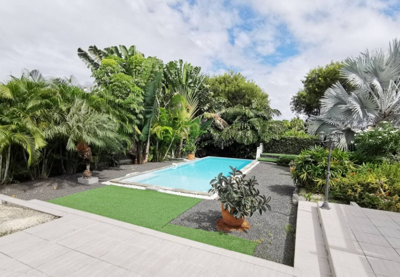 Villa à Saint-François - Villa à Saint François G153 - 3 ch piscine 6 pers