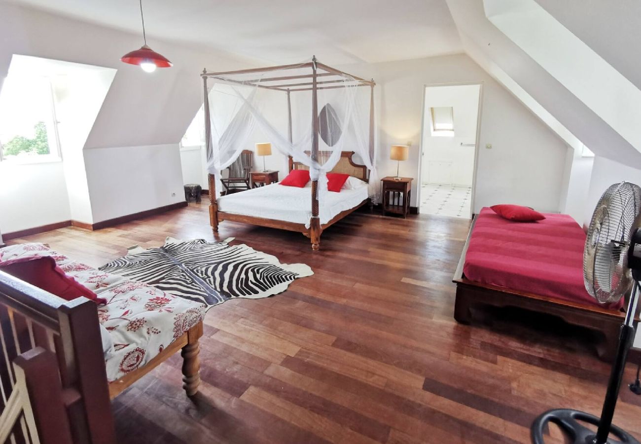 Villa à Saint-François - Villa à Saint François G124 - 4 ch piscine privée