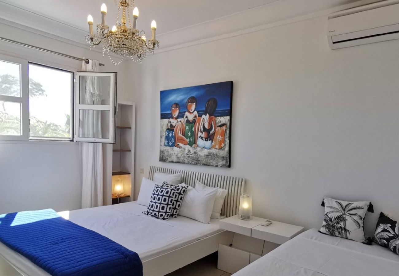 Villa à Saint-François - Villa Saint François Ref G215 4/5 ch face mer