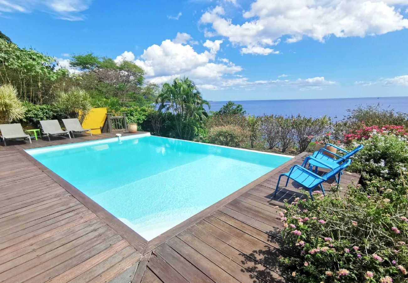 Villa à Pointe-Noire - Villa à Pointe Noire G187D vue mer 12 pers piscine