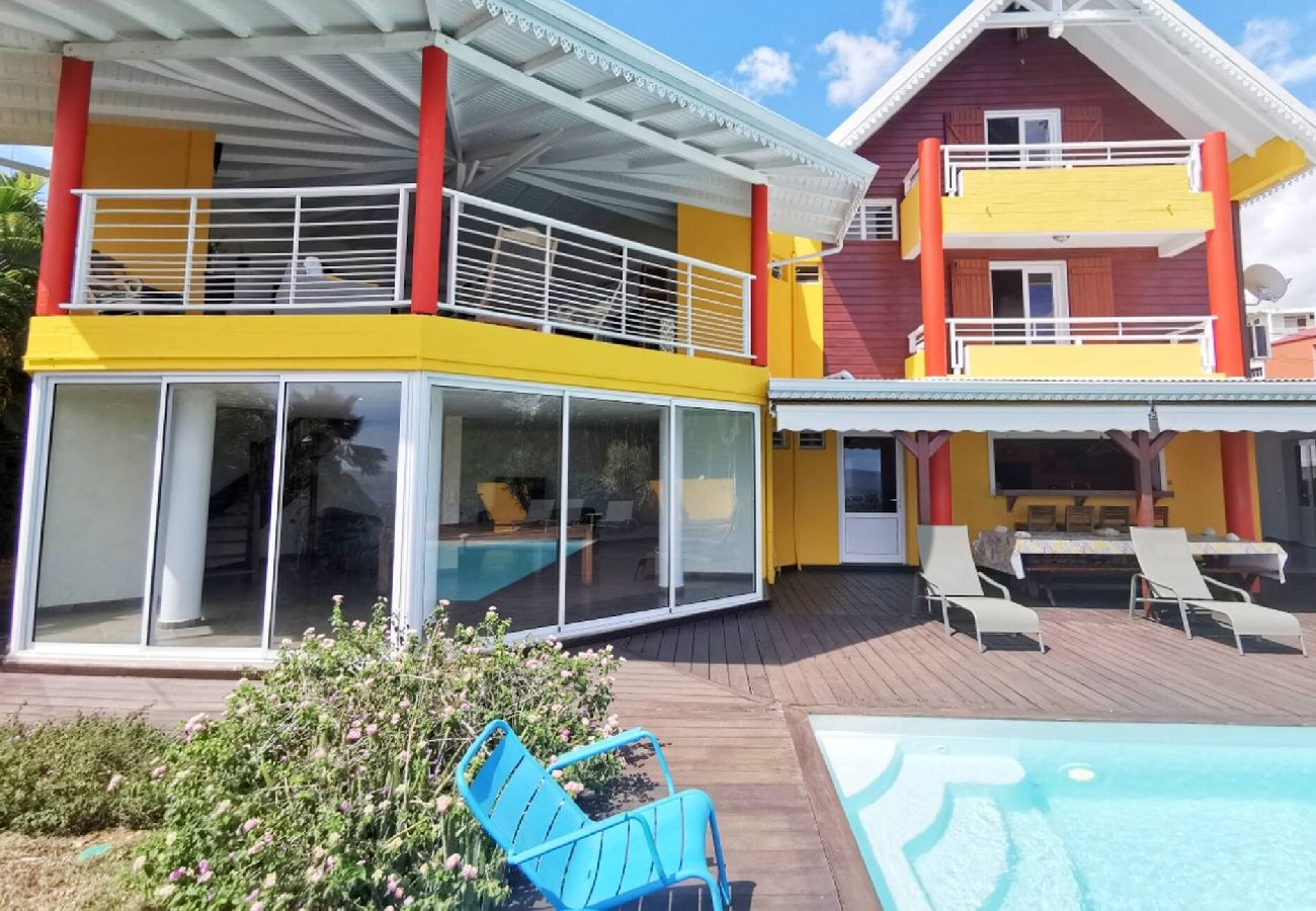 Villa à Pointe-Noire - Villa à Pointe Noire G187D vue mer 12 pers piscine