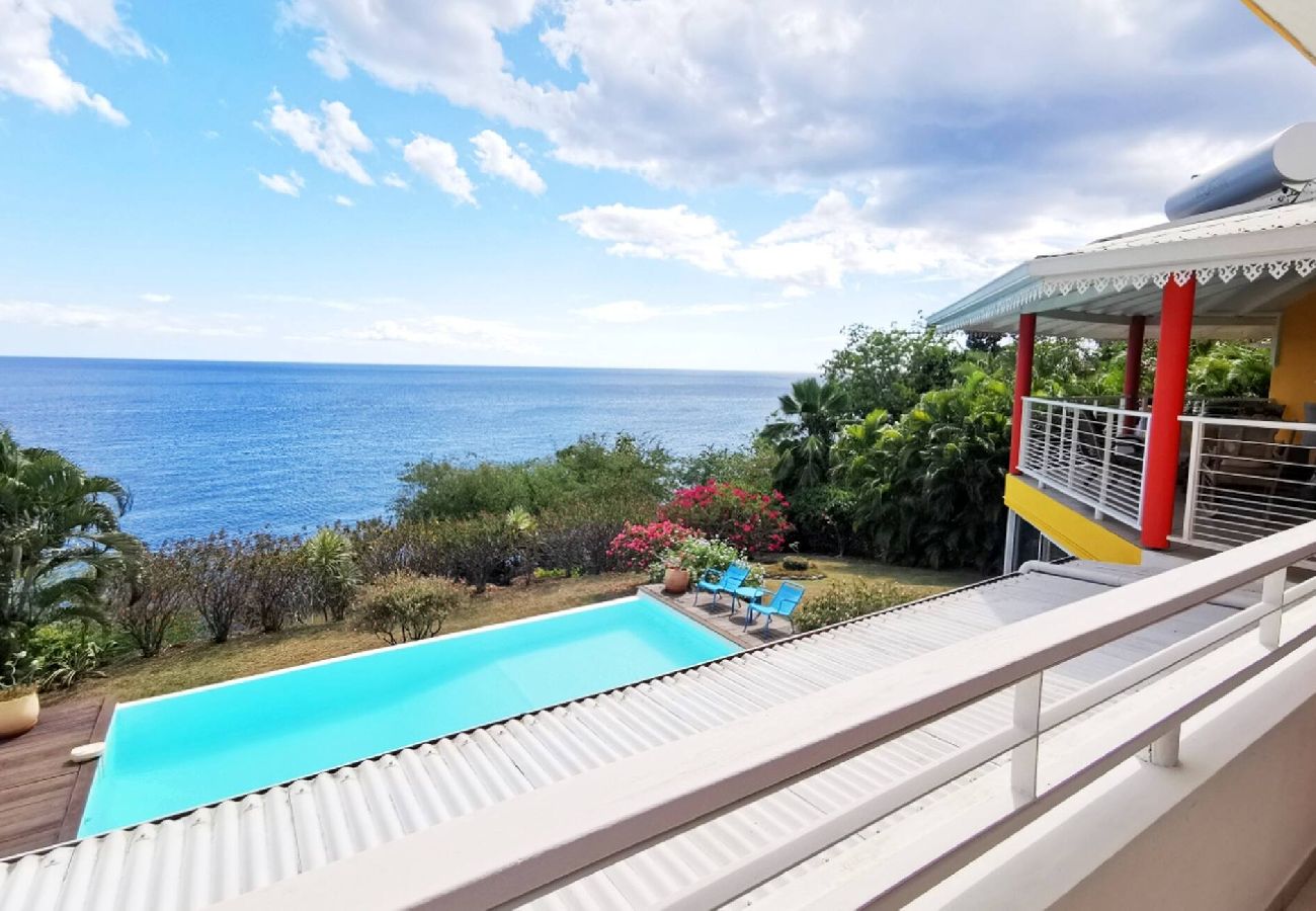 Villa à Pointe-Noire - Villa à Pointe Noire G187D vue mer 12 pers piscine